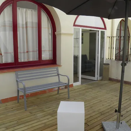 Konukevi Bcn Urbaness Bonavista Barselona